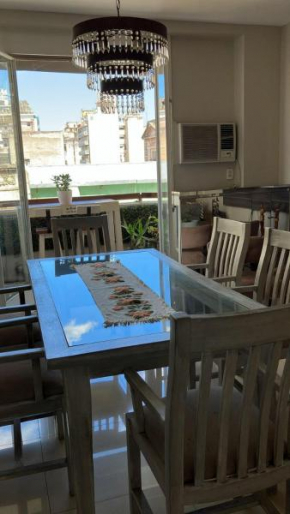 DEPARTAMENTO FRENTe PLAZA PRINCIPAL CON ASADOR Y BALCON VISTAS